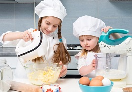 Детские игровые кухни и наборы для игры в повара или кондитера